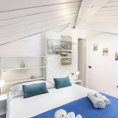 Haven - 10 Min And Sea View Apartment Marinella (Sardinia)